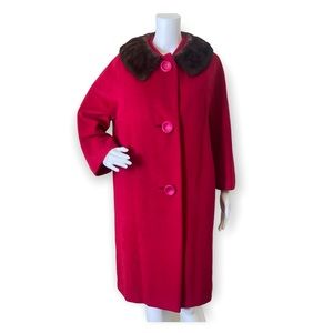 Vintage Fashion Center Of The Peninsula La Voque Fur Coat